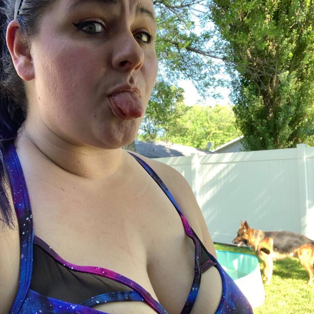 Meet your Posher, Savanah